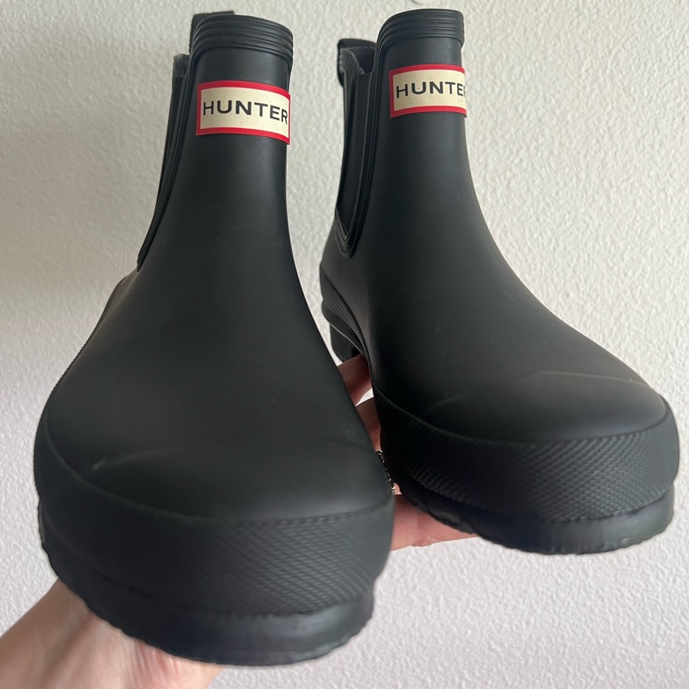 Hunter Black Chelsea Rain Ankle Boots Size 7